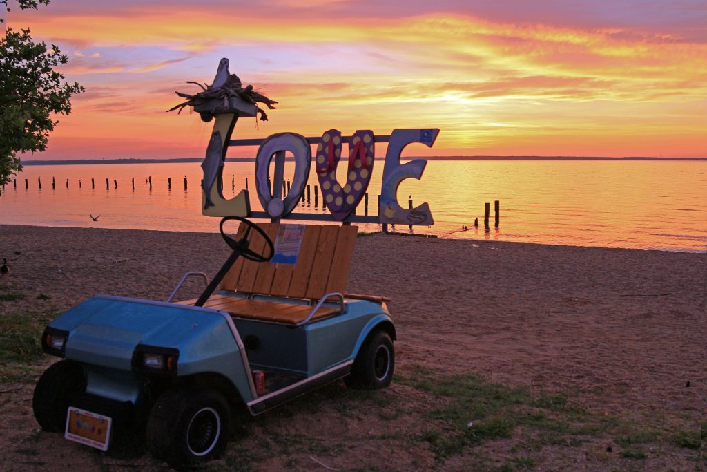 Colonial Beach Virginia is for Lovers