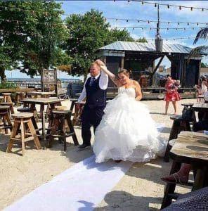 beach wedding