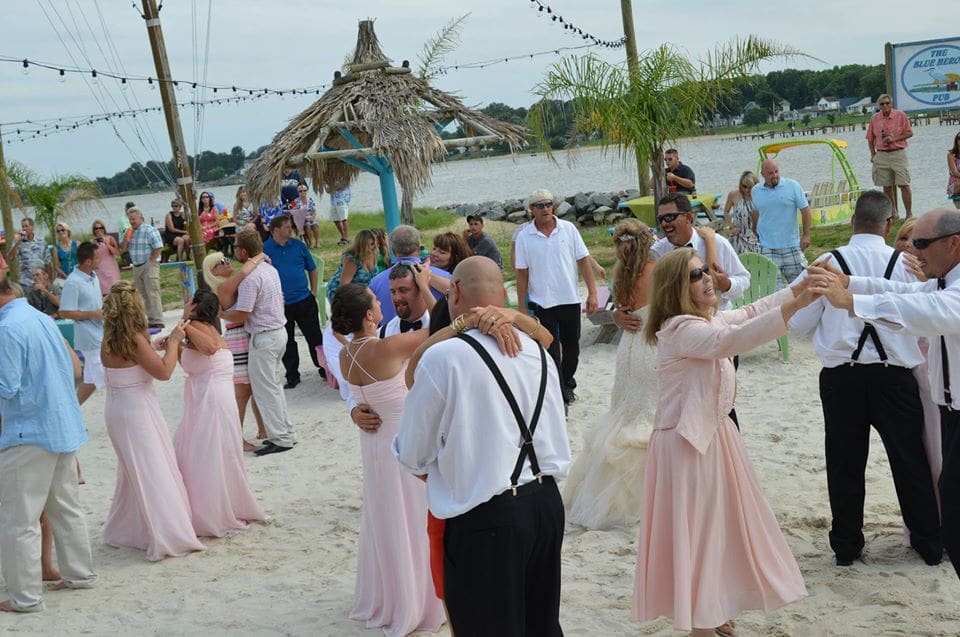 colonial beach wedding